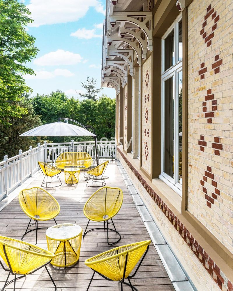 event space available for rent in the city of Paris, department 75, France